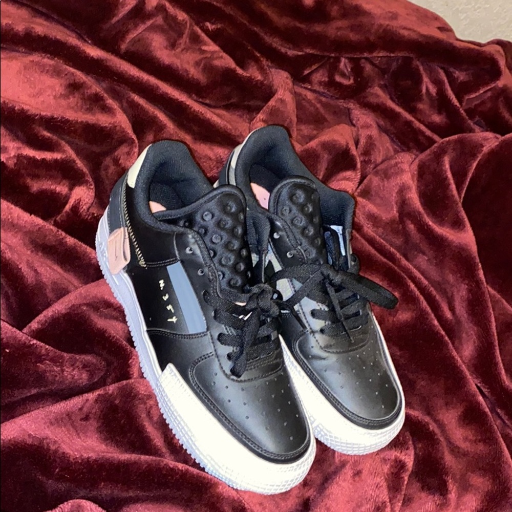 Nike Air Force 1